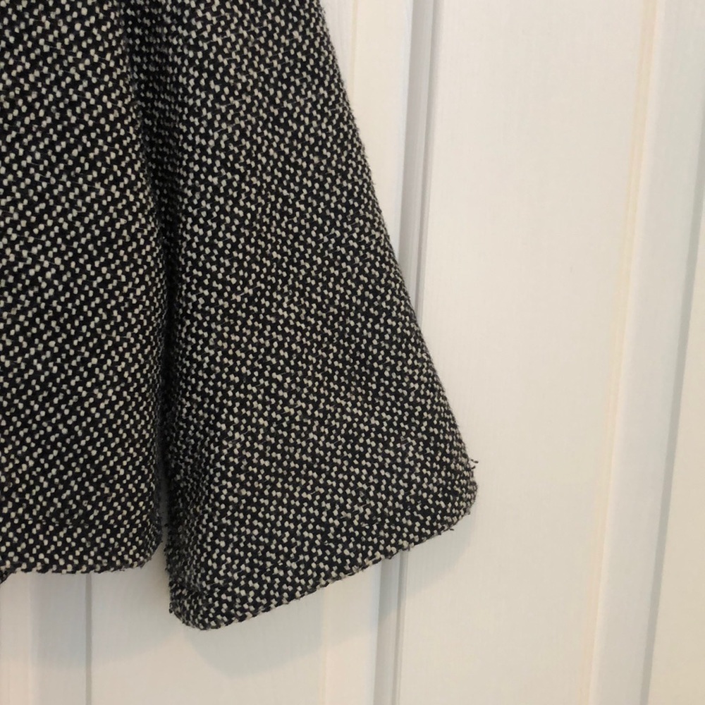 Blazer - Picture 3 of 4